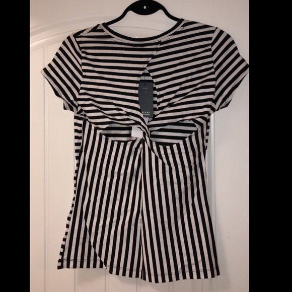 T-shirt - Picture 2 of 2